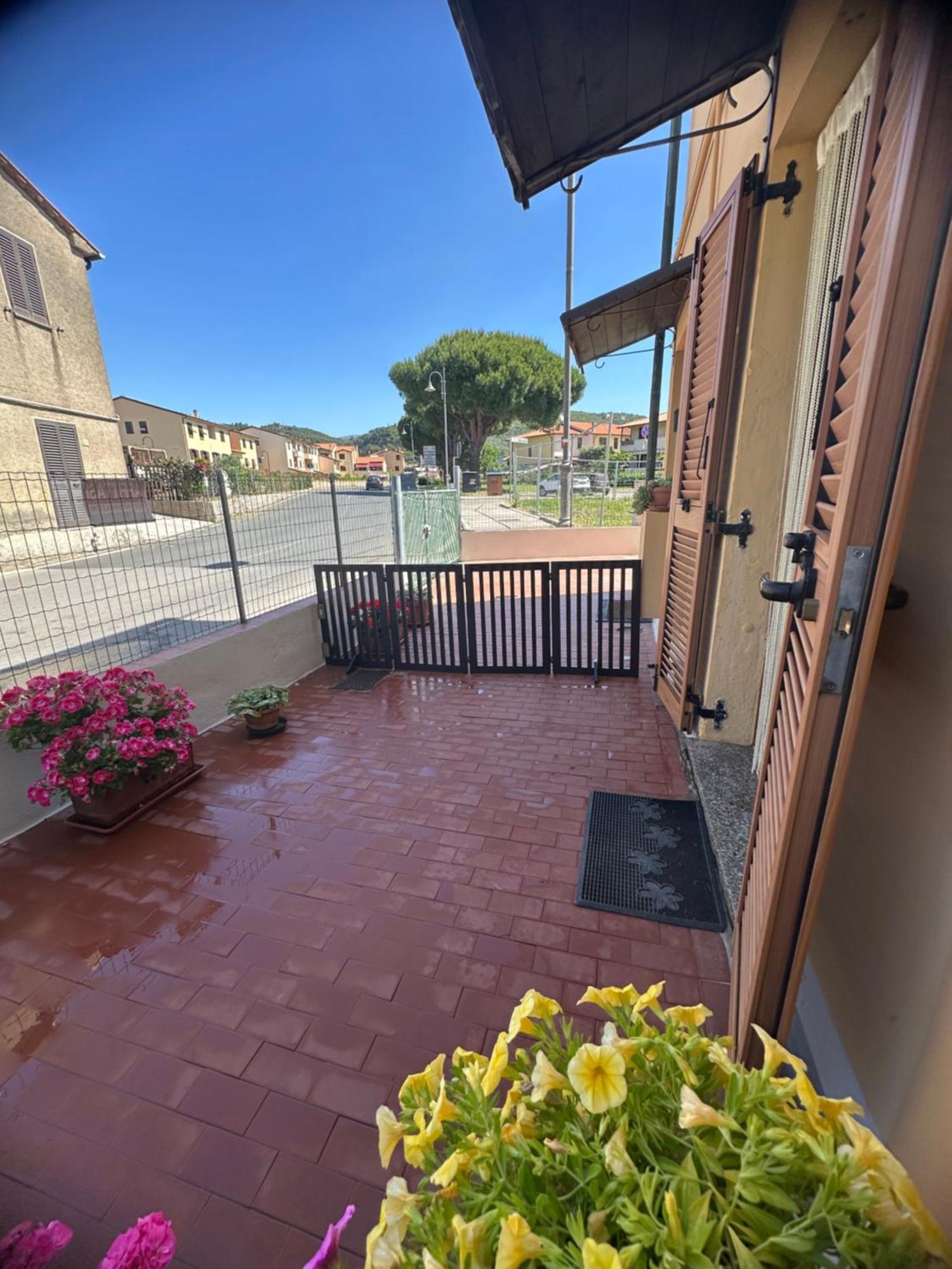Apartmán La Casa Di Nonna Ottorina Venturina Terme Exteriér fotografie
