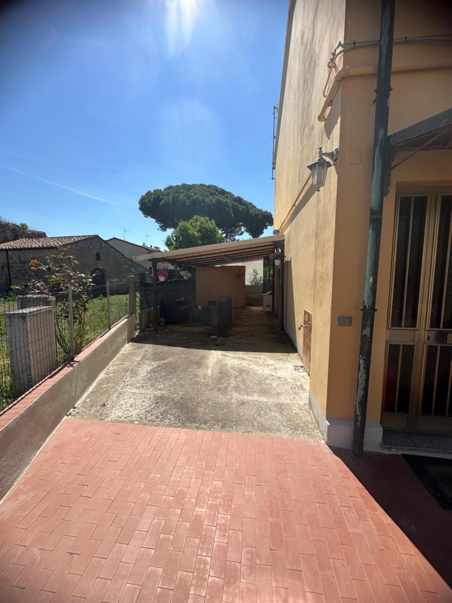 Apartmán La Casa Di Nonna Ottorina Venturina Terme Exteriér fotografie
